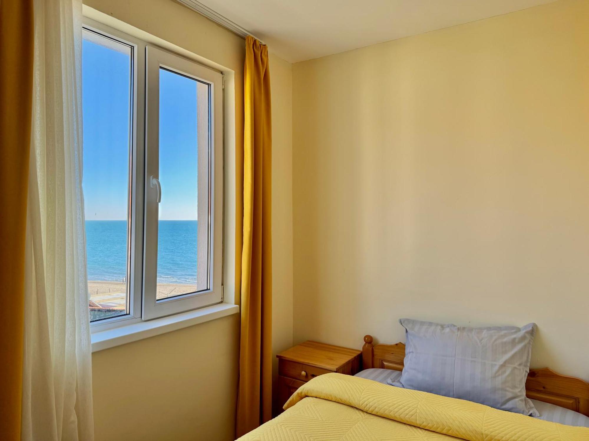 Beachfront Havana Sveti Vlas Extérieur photo